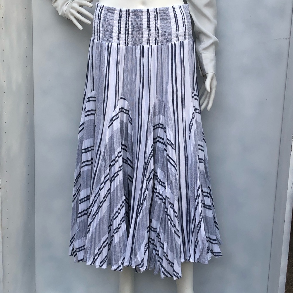 Philosophy Republic Clothing Maxi Skirt Size‎ L